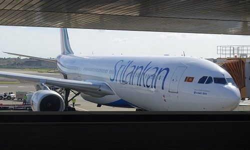ビジネスクラスでコロンボから成田へ。スリランカ航空の直行便を利用しての感想。